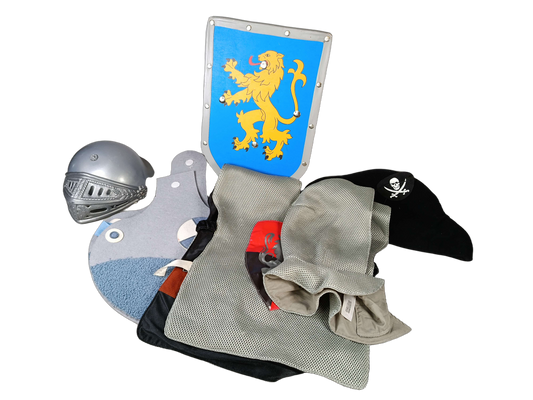 Bundle Ritter & Pirat Set Kostüme, Ritterhelm, Schild, Piratenhut