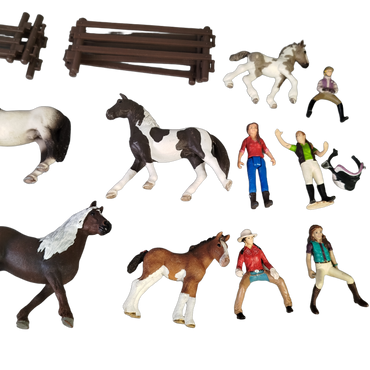 Schleich Tiere Bundle Horse Club 310 viele Teile Pferde & Reiterinnen