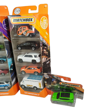 Matchbox Bundle Police Highway Speeders City Set von 18 Autos, Neu