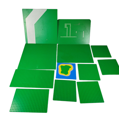 LEGO Bundle Set von 12 Bauplatten Grundplatten