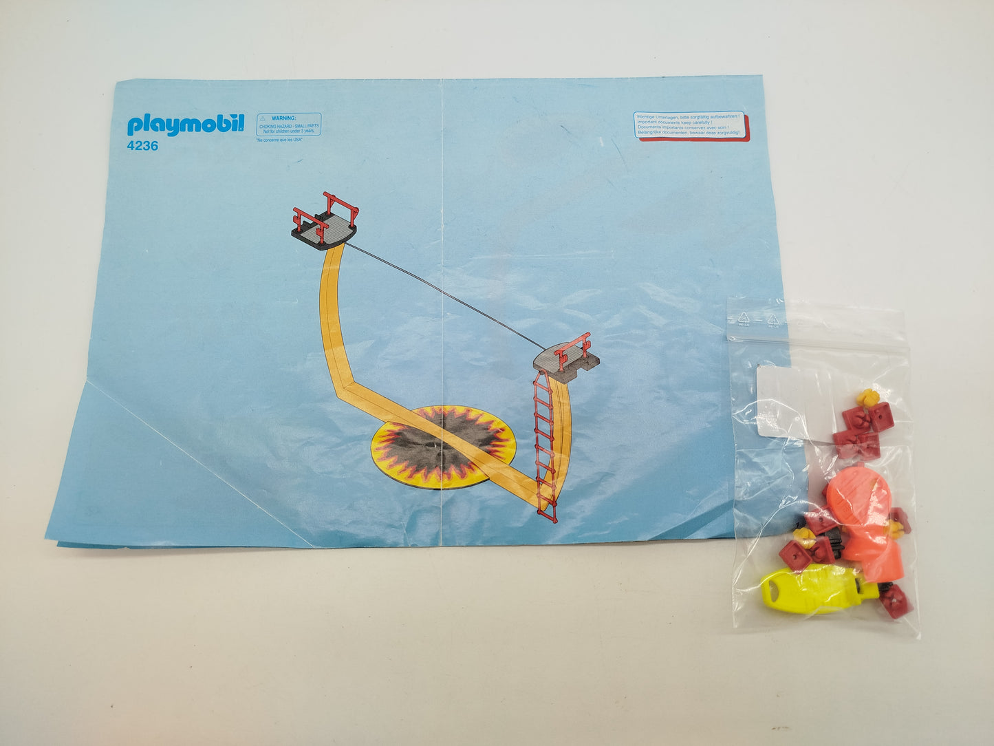 Playmobil vintage Zirkus-Set 4233, 4236 – Figuren & Tiere, wie neu