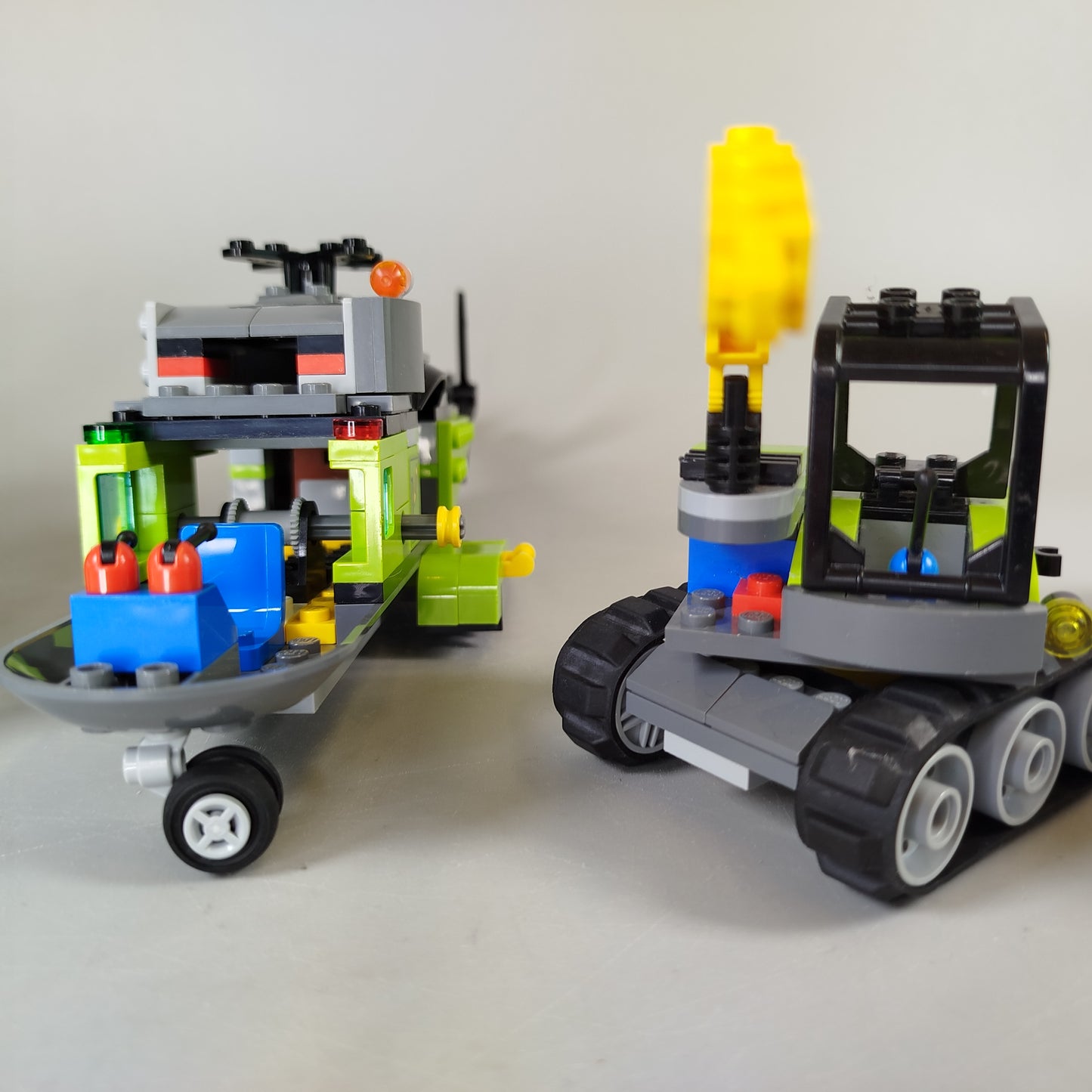 LEGO Fahrzeuge Set von 4 – Monster Truck, Hubschrauber, gebraucht