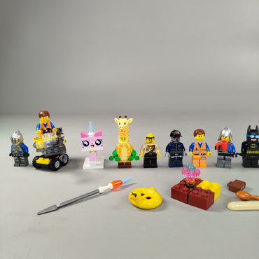 LEGO Bundle LEGO Movie & City Set von 10 Minifiguren