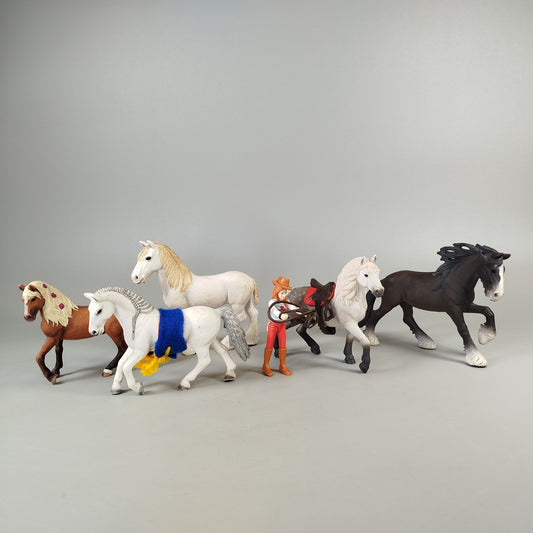 Schleich Pferde & Reiter Set von 6 Figuren