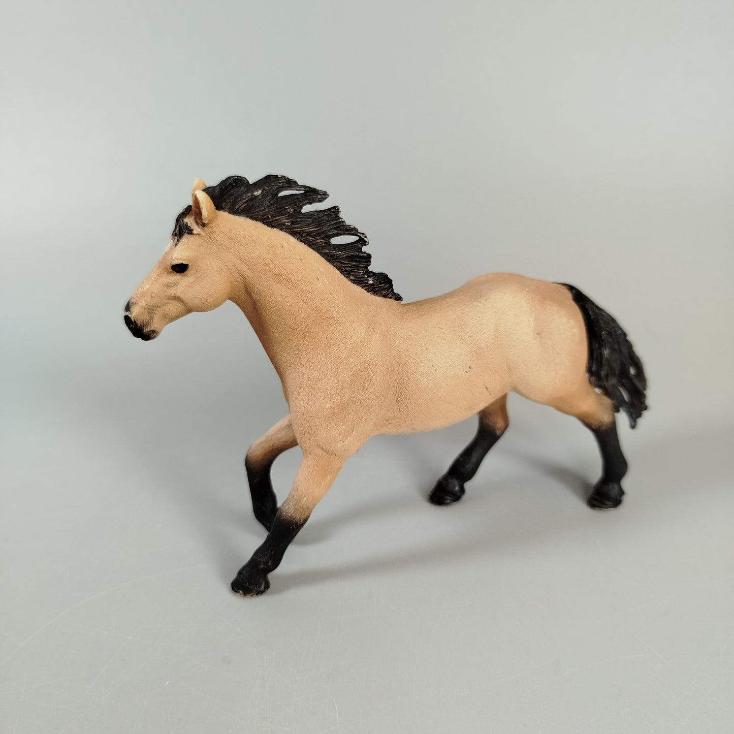 Schleich Set – 7 Pferde mit Pferdefamilie und Fohlen