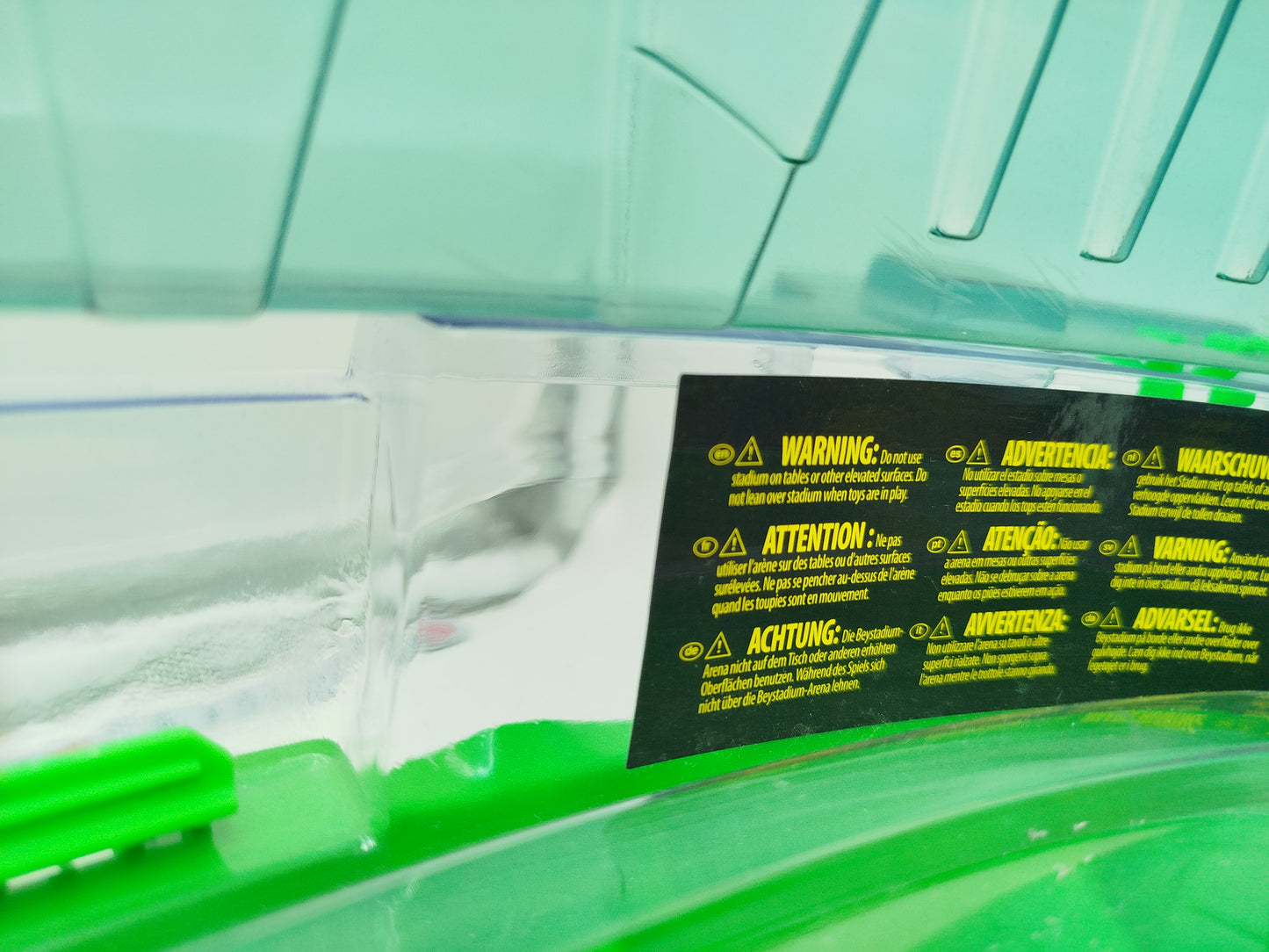 Hasbro Beyblade Battle Arena & Beyblade Zubehör, gut erhalten