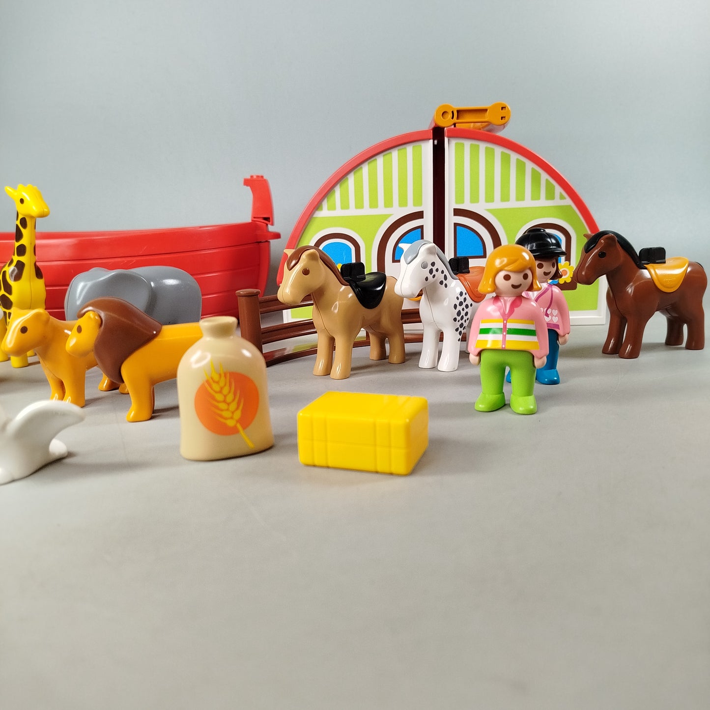 Playmobil Bundle Tiere Boot & Scheune Set von 17