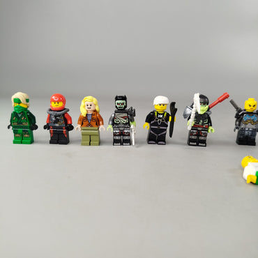 LEGO Bundle Minifiguren 12x Figuren ab 6 7 8 Jahre