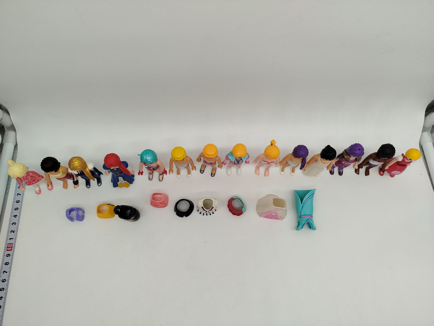 Playmobil Figuren - Set von 14 Stück mit Klamotten