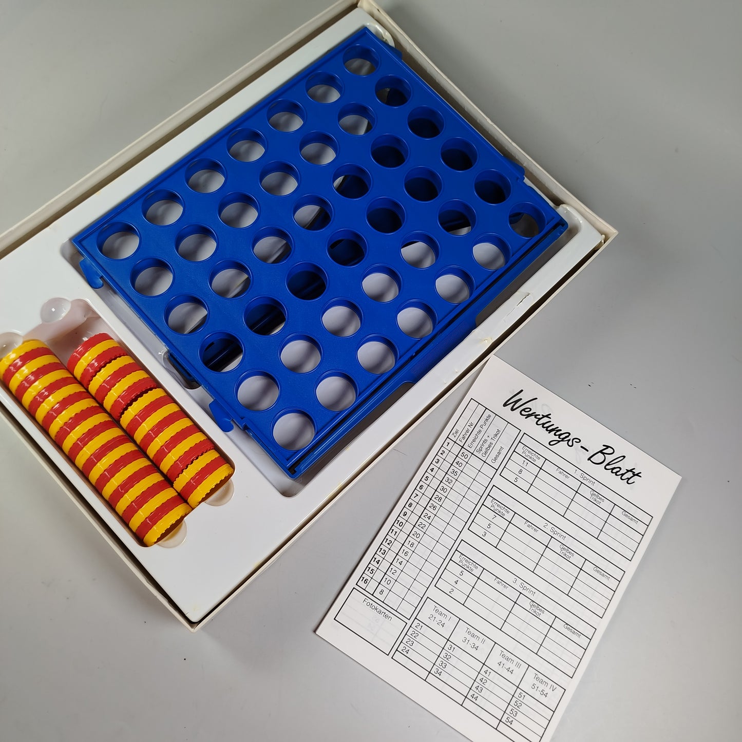 MB Spiele Strategisches Vier gewinnt Spiel Strategisches Vier gewinnt Spiel