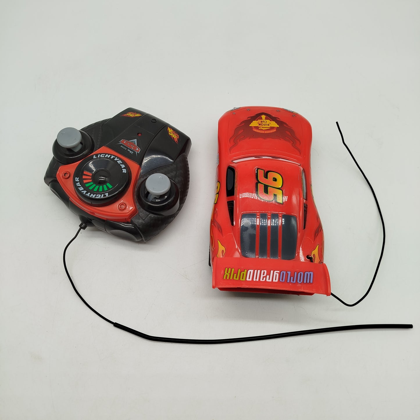 Disney Pixar Cars Ferngesteuertes Auto – Lightning McQueen, gut