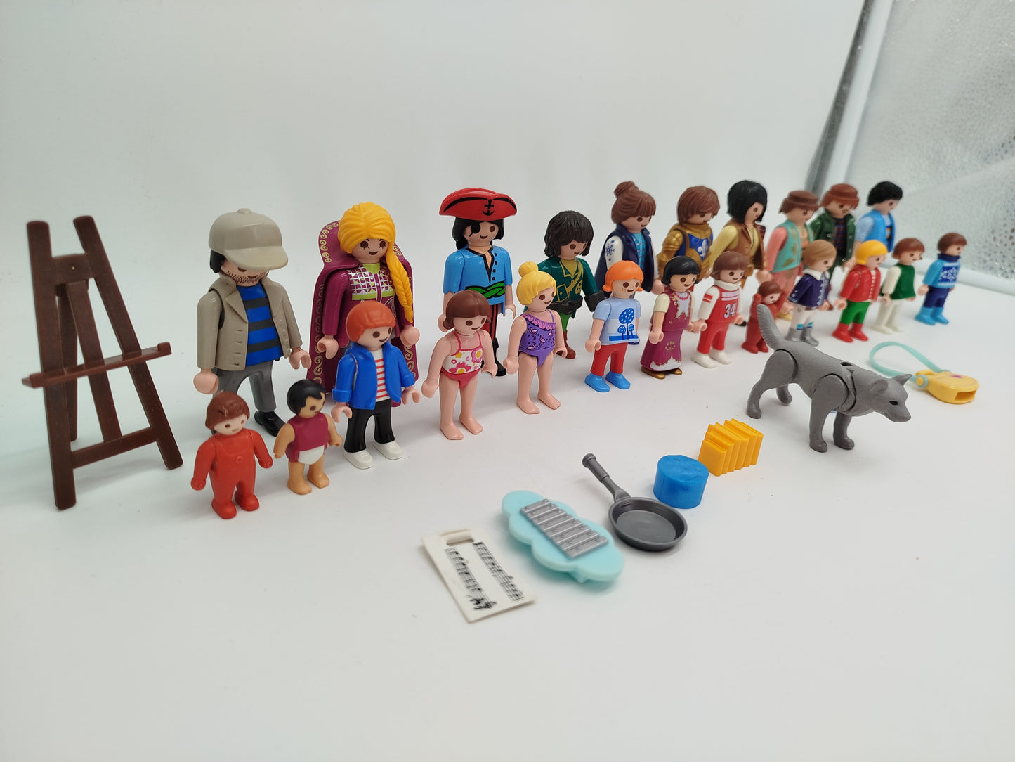 Playmobil Figuren Set von 23 – mit Zubehör