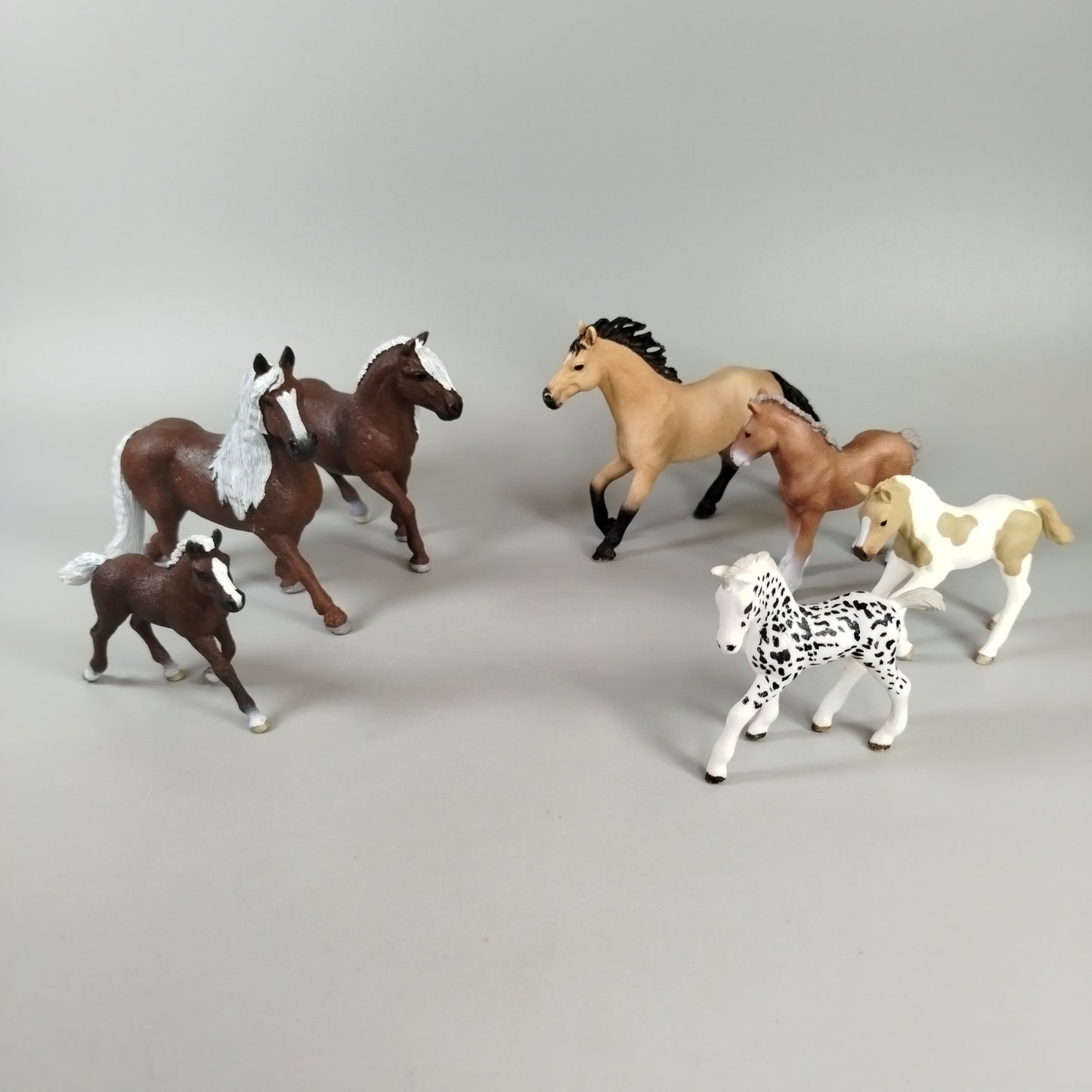 Schleich Set – 7 Pferde mit Pferdefamilie und Fohlen