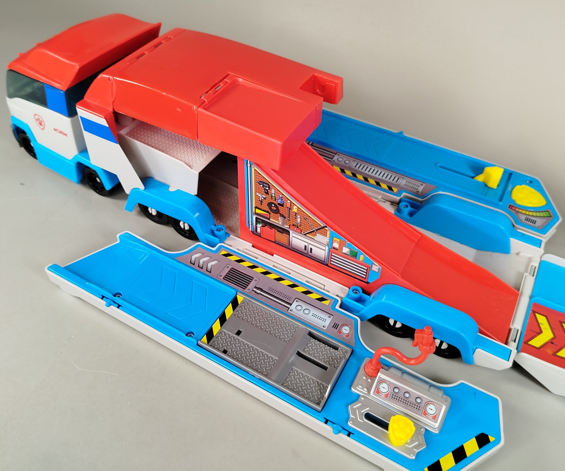 PAW Patrol Mobiles Einsatzfahrzeug – Spielset mit Bär-Figur, gut