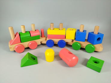 Babyspielzeug Set – Zug, Motorikwürfel, Klopfspiel, Auto