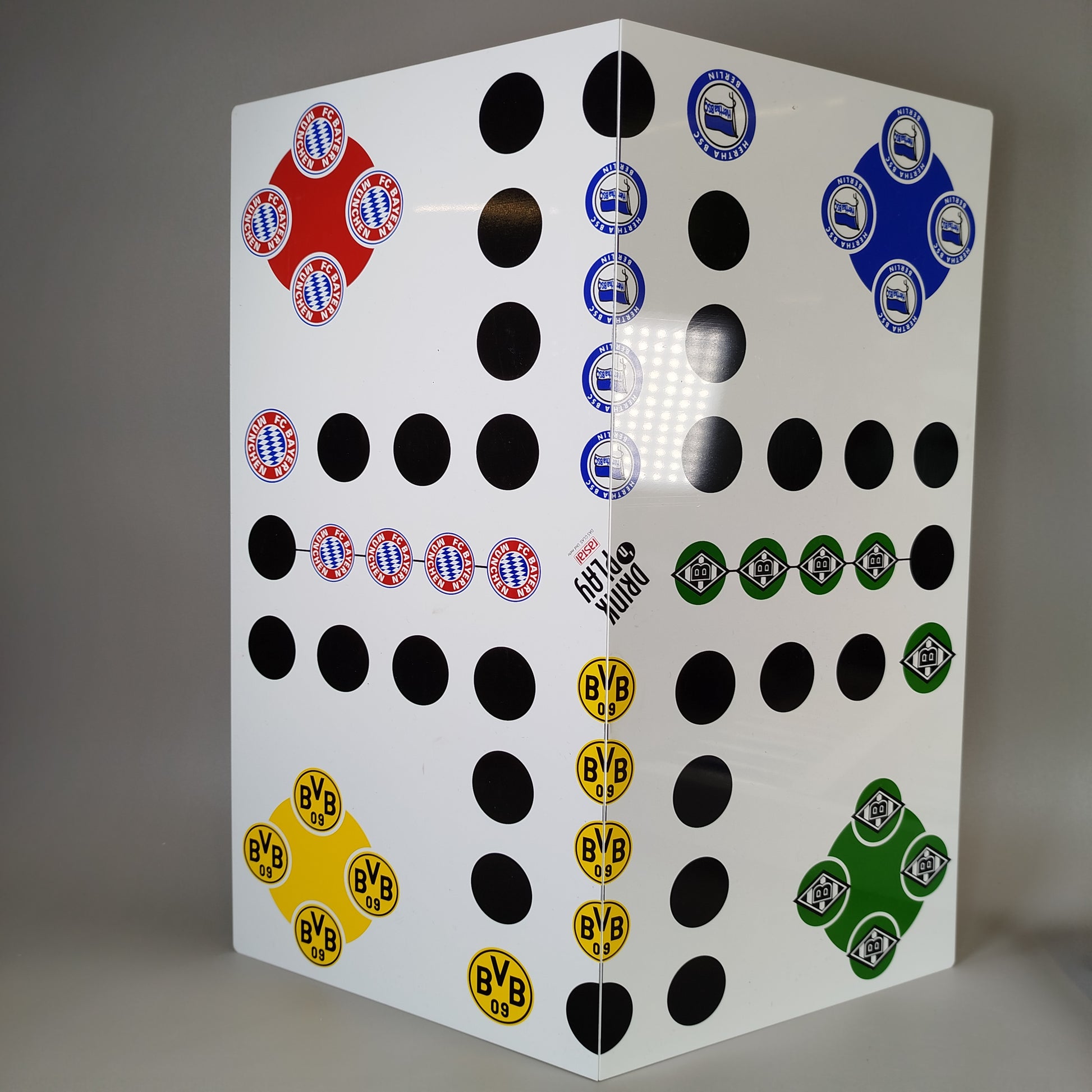 Rastal Drink 'n Play Brettspiel-Set, 16 Bundesliga Gläser, wie neu