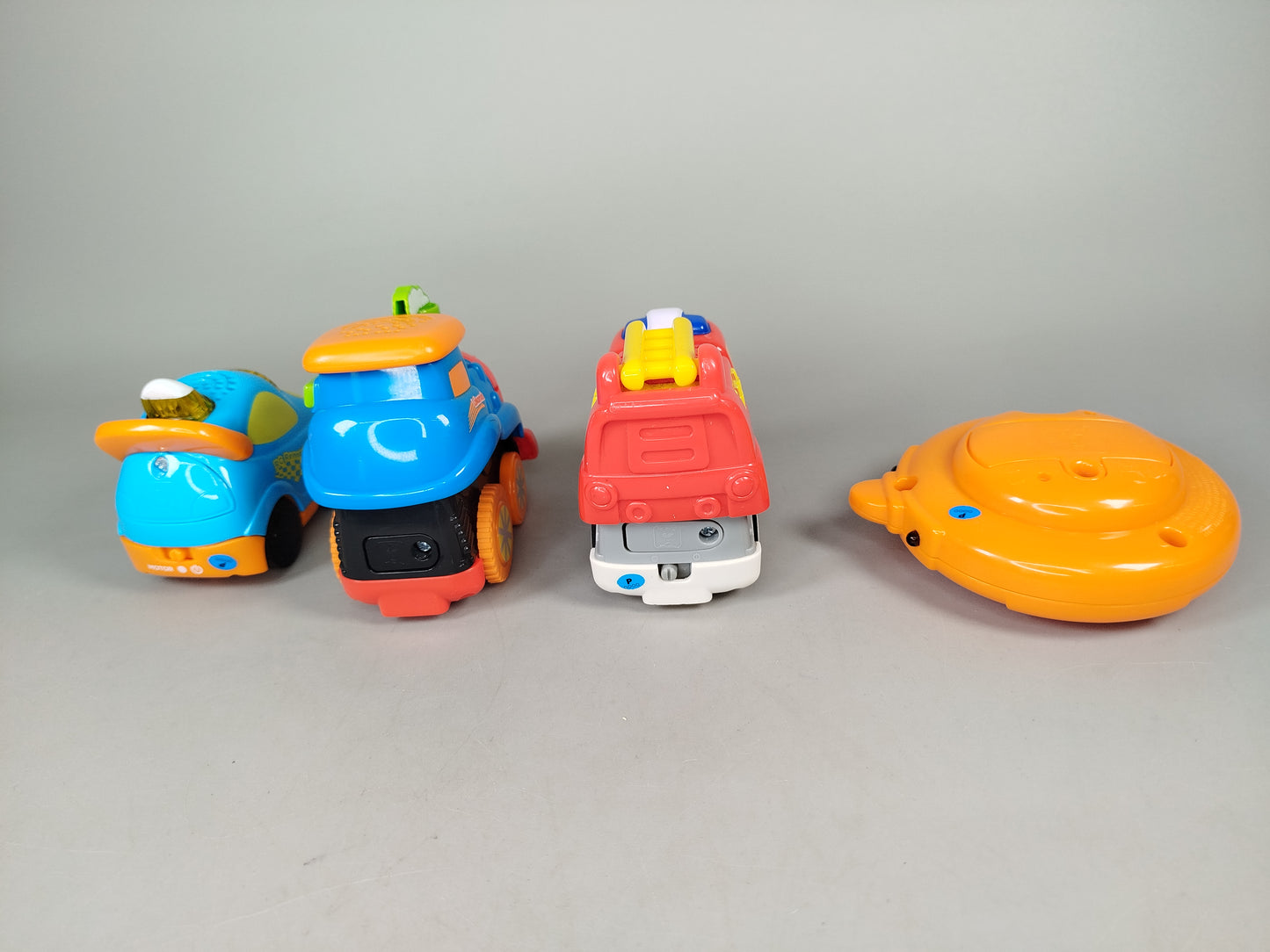 VTech elektronische Spielfahrzeuge Set von 3 und Lenkrad