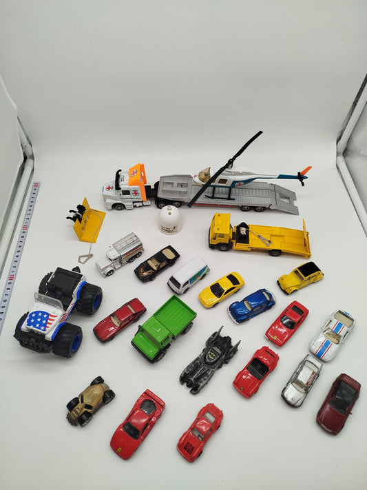 Modellauto Set – Autos, LKWs & Batmobil