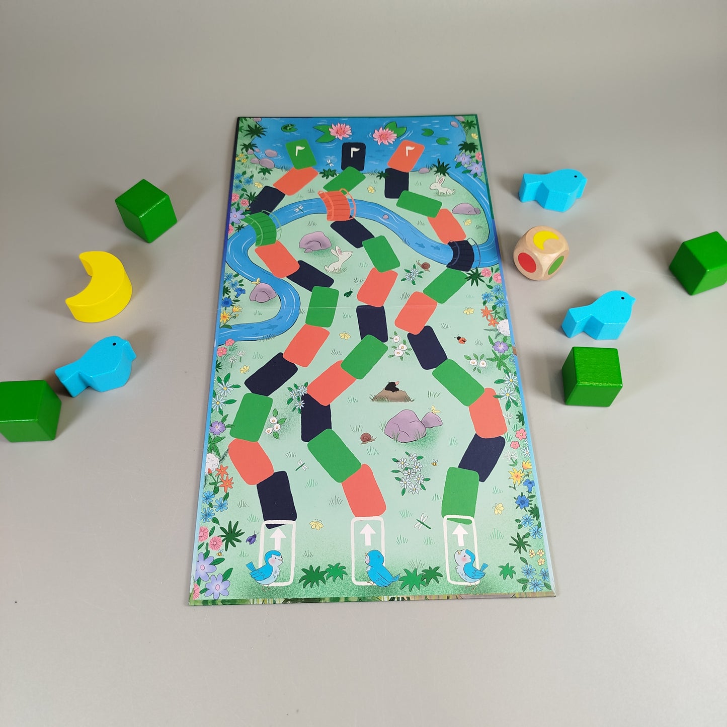 Spieleset mit 2 Spielen und Bausteinen