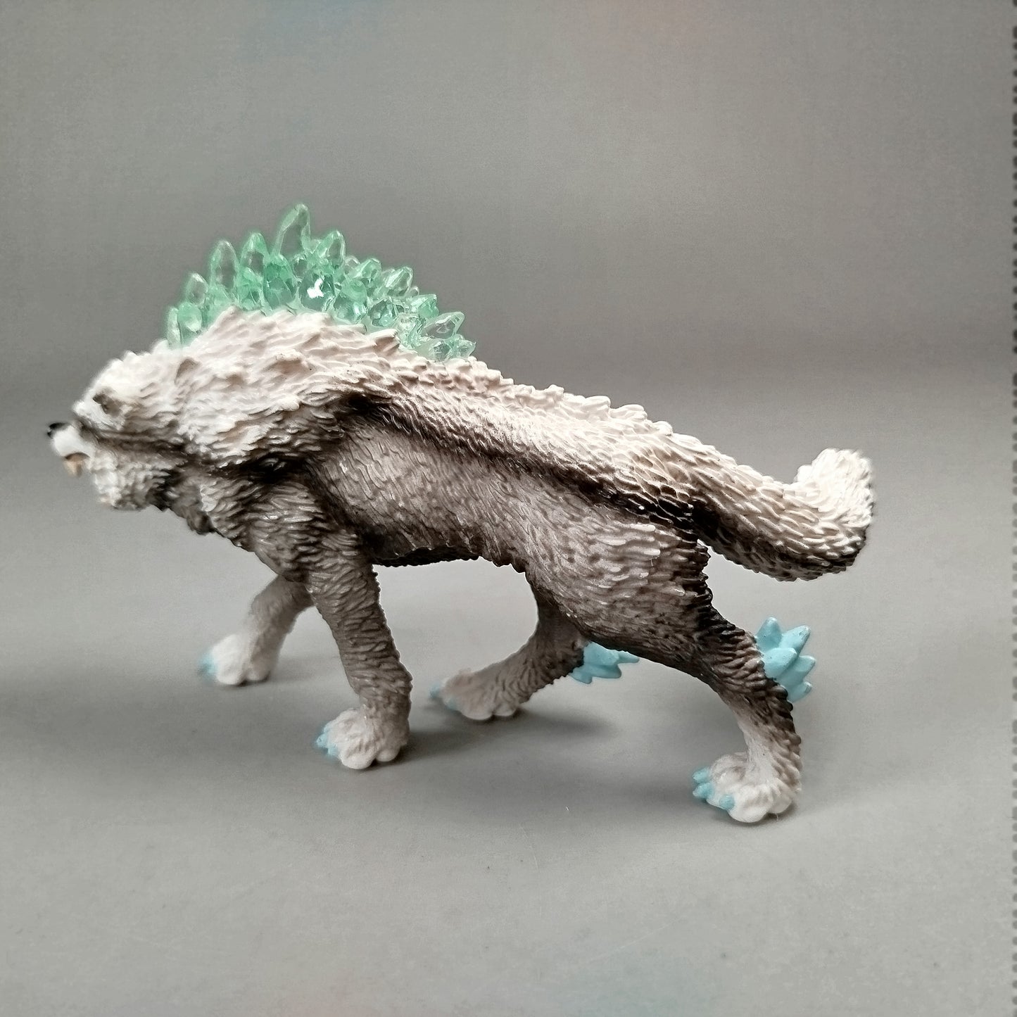 Schleich ELDRADOR CREATURES, Schneewolf 42452