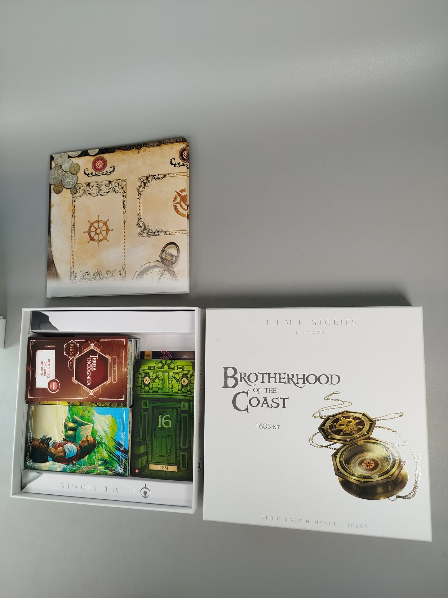 T.I.M.E Stories Brettspiel - 5 Erweiterungen, OVP
