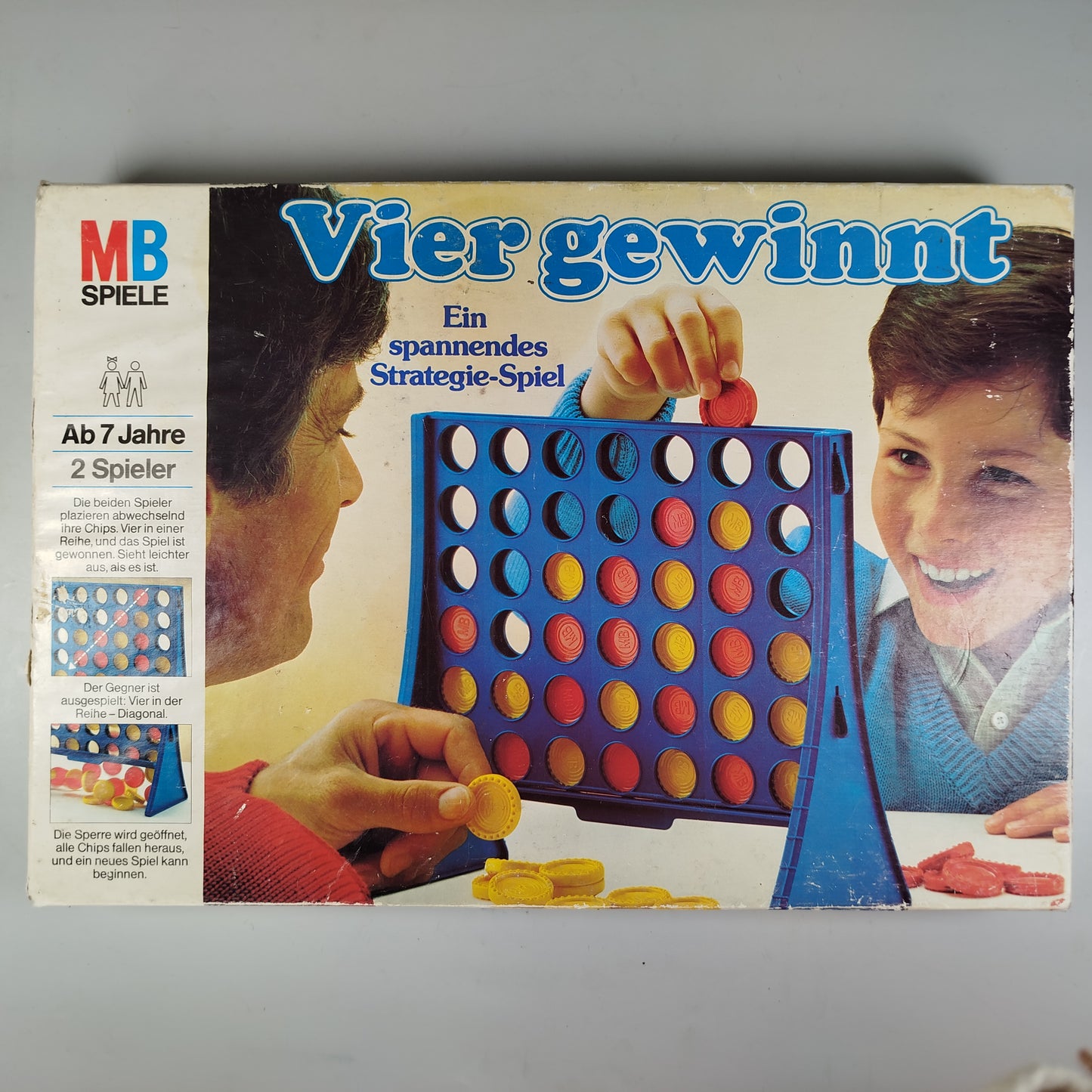MB Spiele Strategisches Vier gewinnt Spiel Strategisches Vier gewinnt Spiel