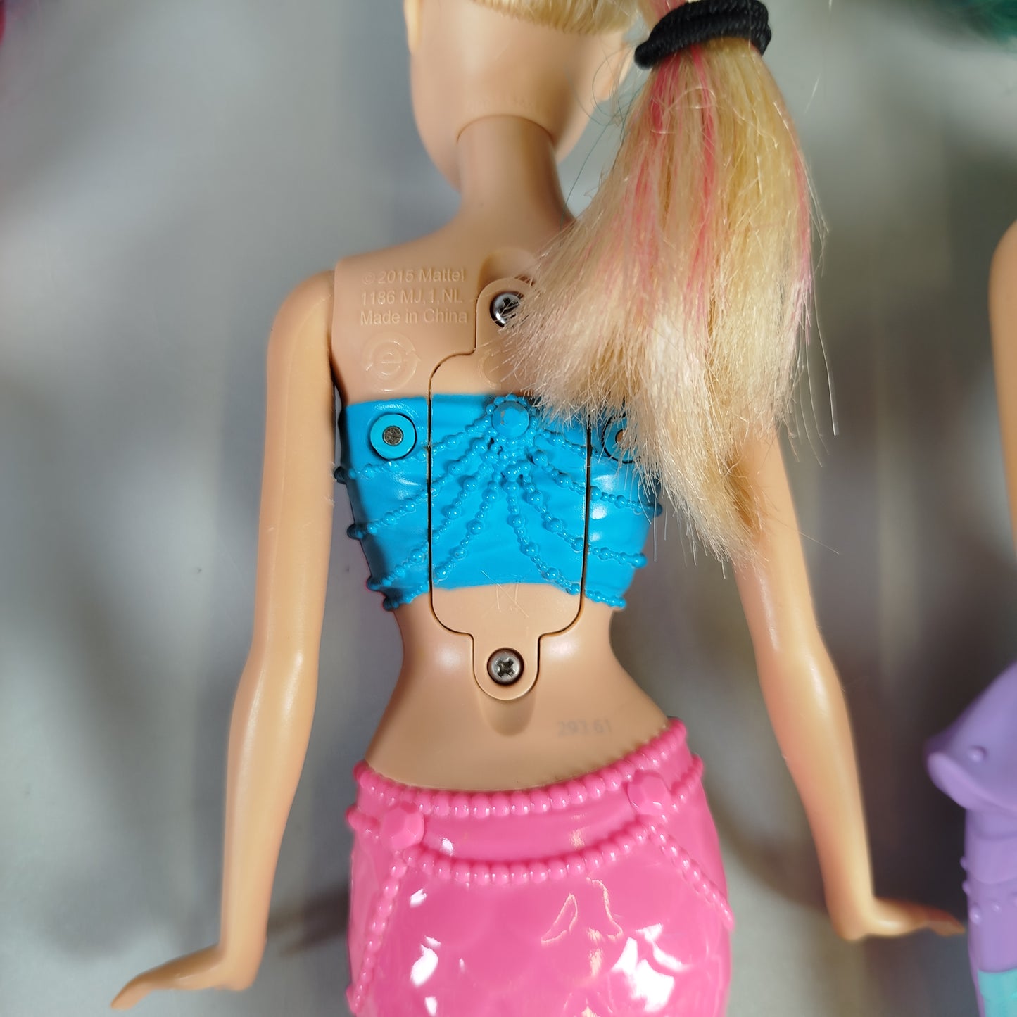 Mattel Barbie Modepuppen Set – 4 Puppen mit Meerjungfrauen-Themen