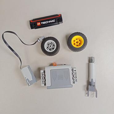 LEGO Technic 42024 – LKW mit Motorfunktion Set