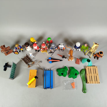 Playmobil Bundle Set von 14 Figuren mit Zubehör