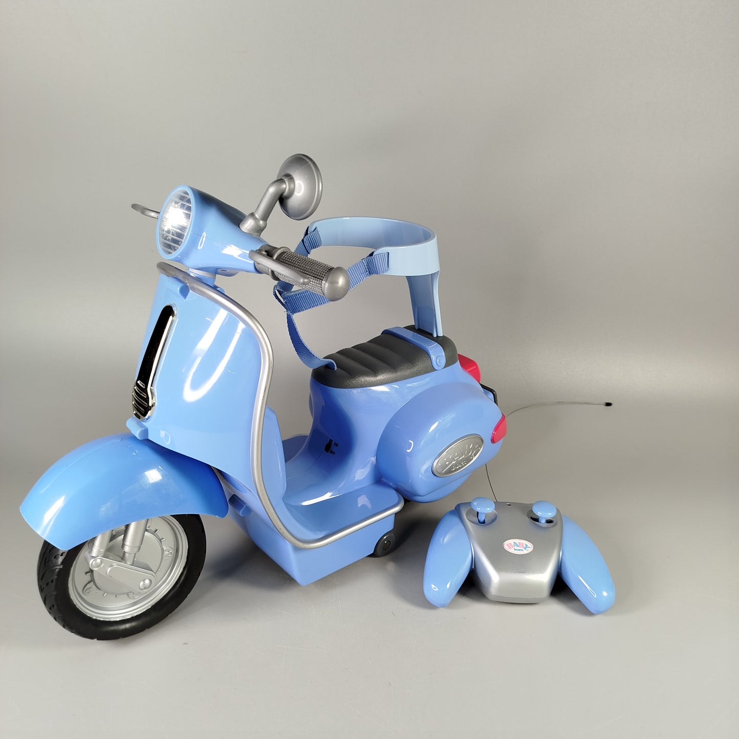 BABY born Fernbedienbarer Spielzeug-Scooter für Puppen