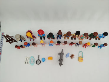 Playmobil Figuren Set von 23 – mit Zubehör