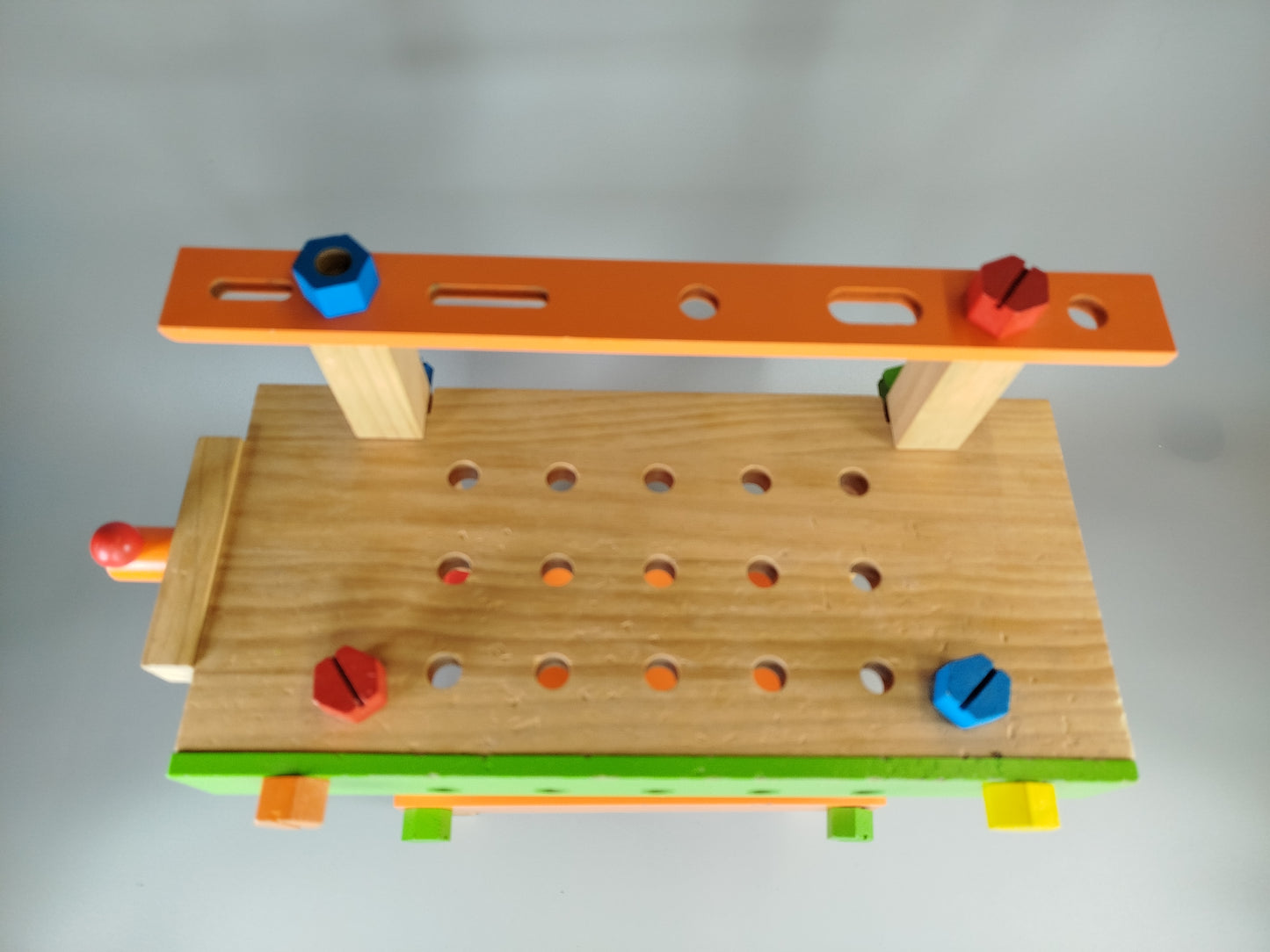 Spielset - Werkbank mit Werkzeug und Bauklötzen