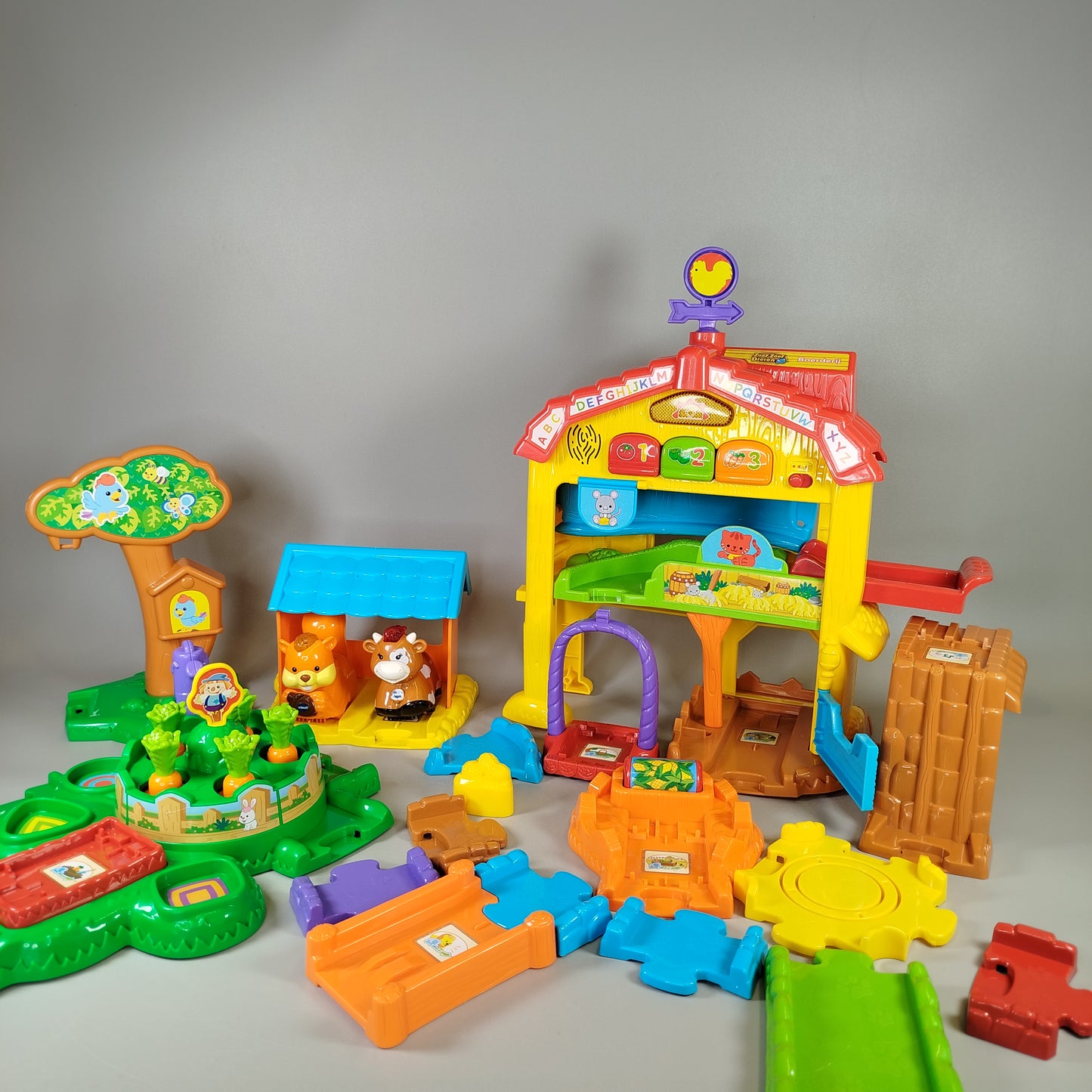 Vtech Interaktiver Bauernhof mit Tieren & Zubehör