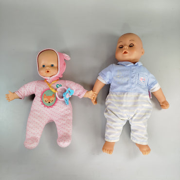 Babypuppen-Set mit weichem Körper und Funktionen