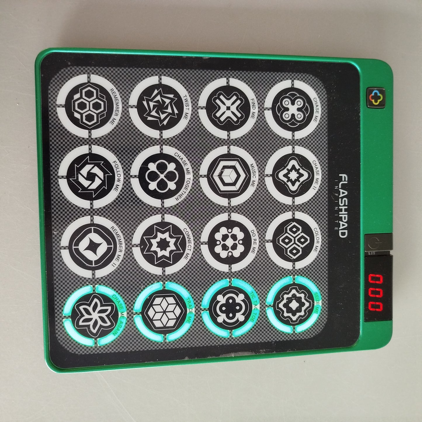 Elektronisches Spielgerät - FlashPad Infinite, Lern- und Reaktionsspiel