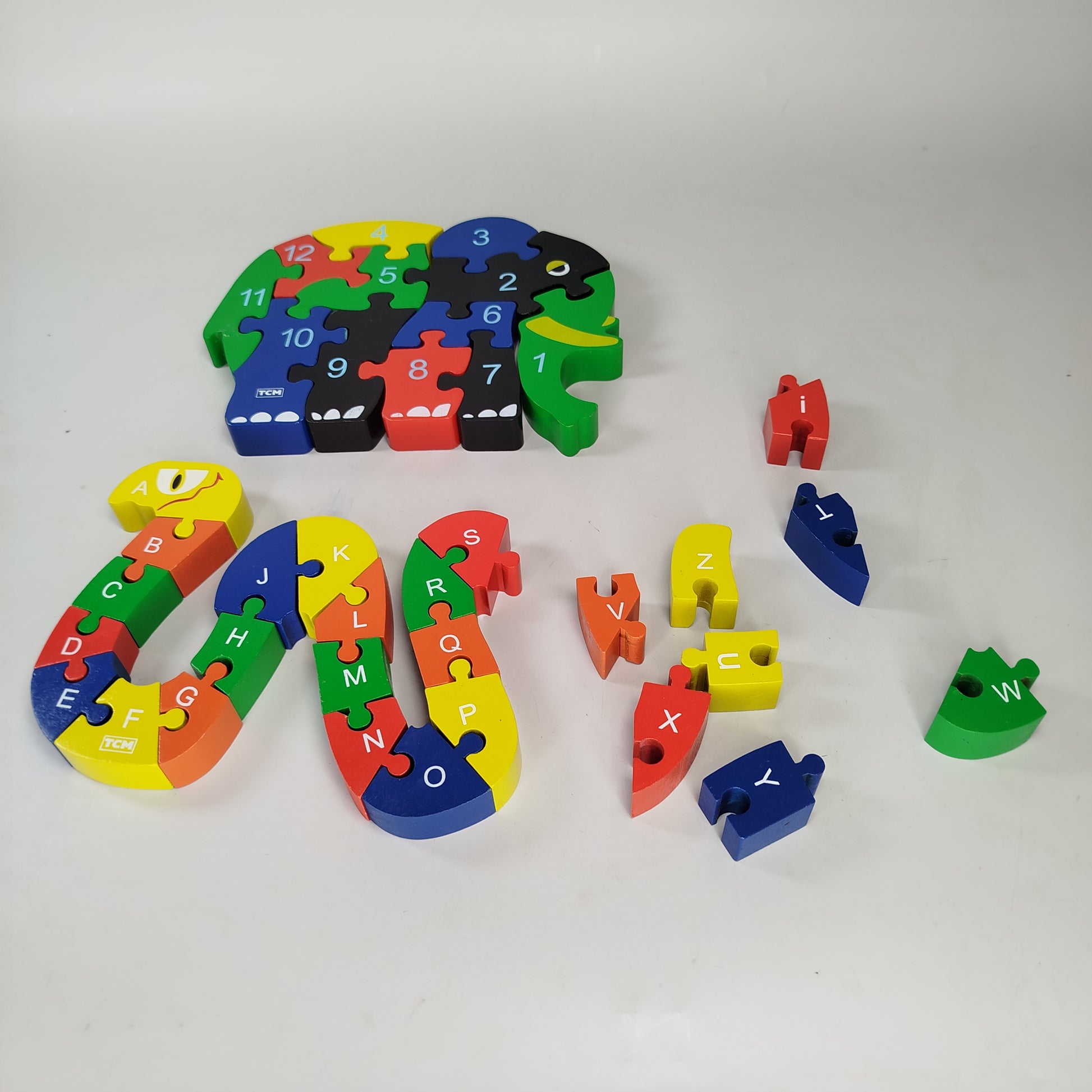 Diverse Lernspiel-Set: Zahlen, Buchstaben & Uhrzeit