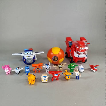 Super Wings Figuren Set - 18 Flugzeugfiguren
