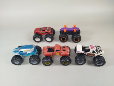 Monster Trucks Spielzeugautos – Set von 5 Fahrzeugen