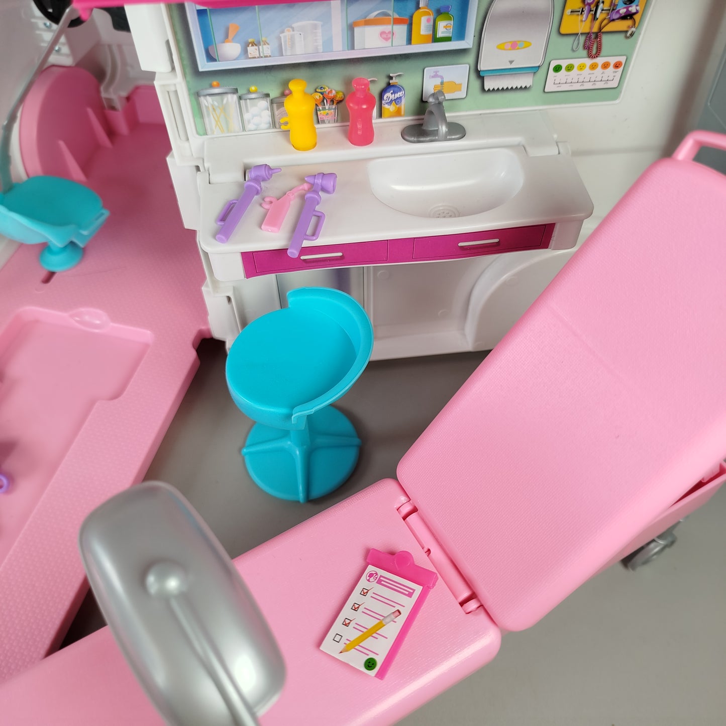 Barbie Ambulanz & Krankenhausspielset – ohne OVP, gut erhalten
