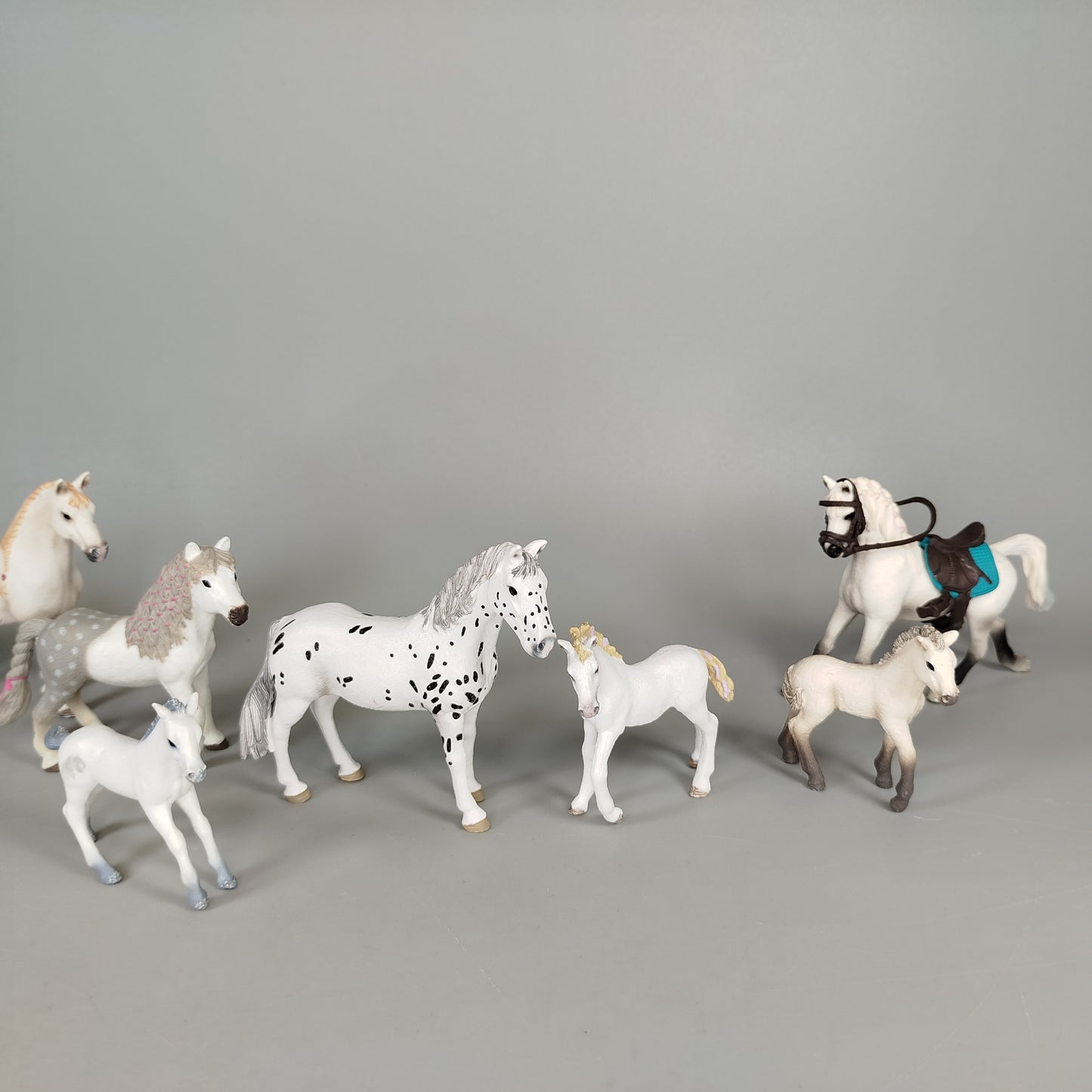 Schleich Pferde Set von 8 Figuren, wie neu