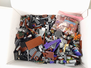 Mork 031056 Mystery Mansion Baustein Set – kompatibel mit LEGO, mit Lichtmodul