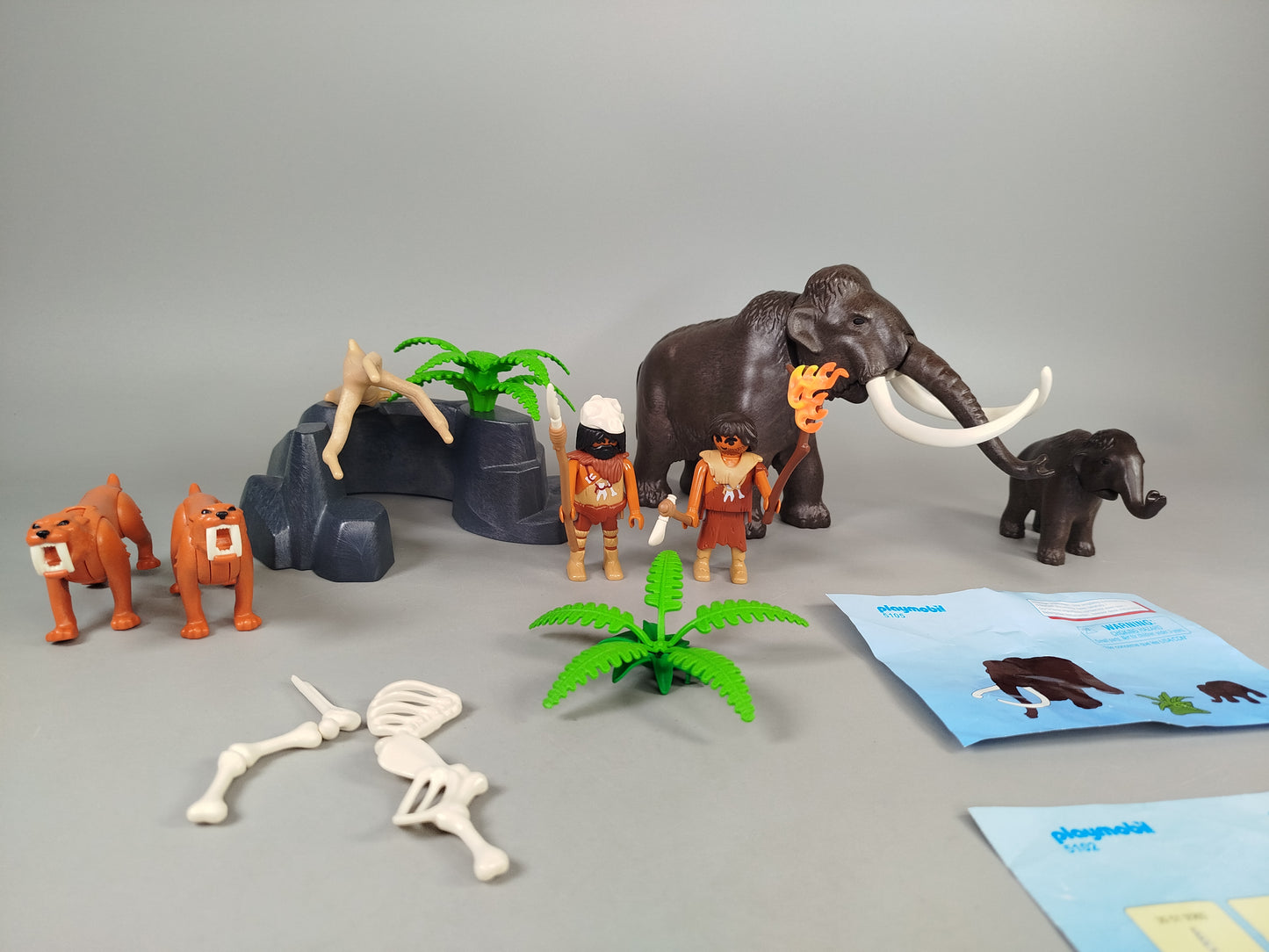 Playmobil Sets – Pirateninsel & Eiszeit mit Figuren & Zubehör