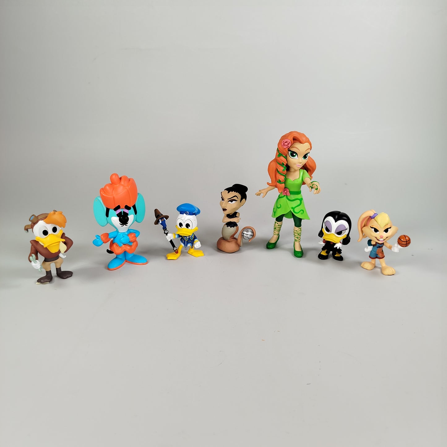 Funko Charaktere aus DuckTales, Looney Tunes, DC(7 stück)