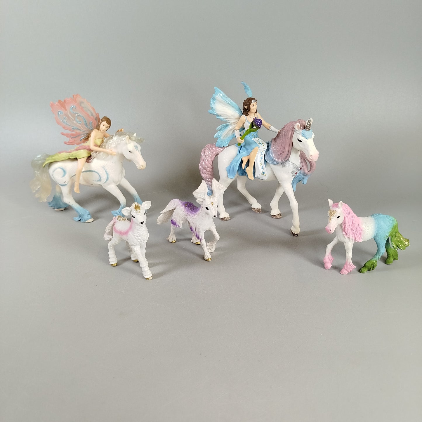 Schleich Bayala Set – 5 Elfen mit Einhörnern und Fantasietieren