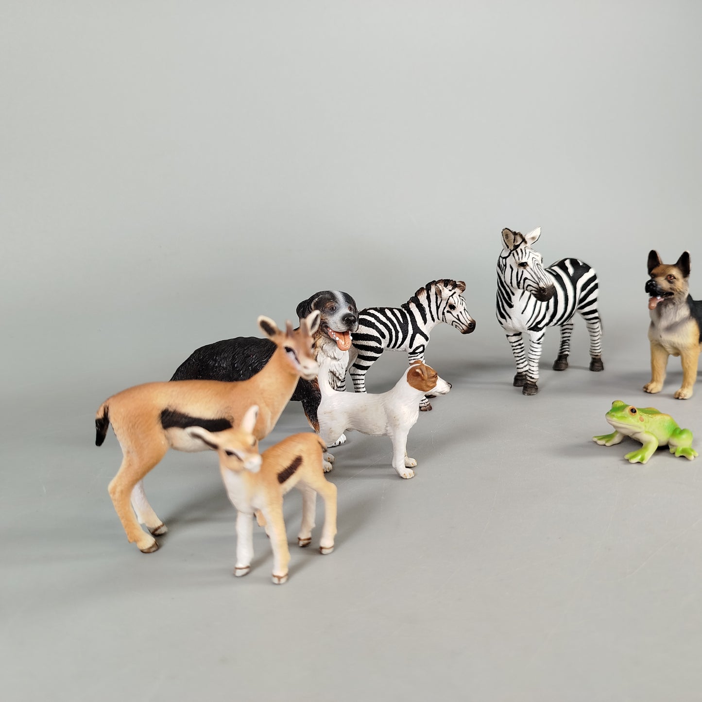 Schleich Tierfiguren Set von 12 – in sehr gutem Zustand