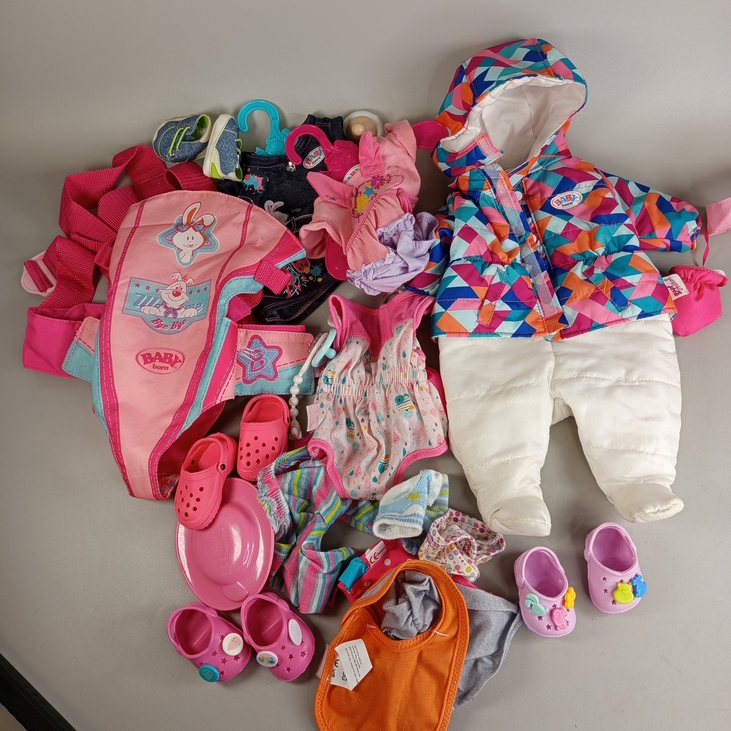 Baby Born Puppenset – Puppe mit Kleidung & Zubehör