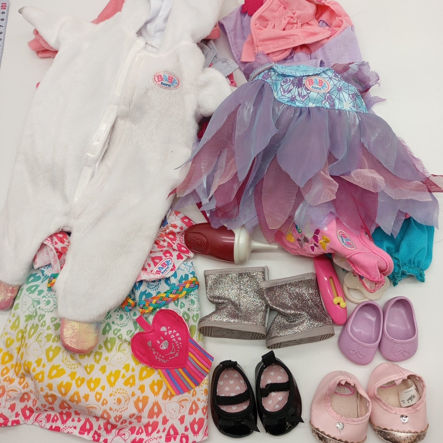 Zapf BABY born Puppe – mit Kleidung, Schuhen & Zubehör