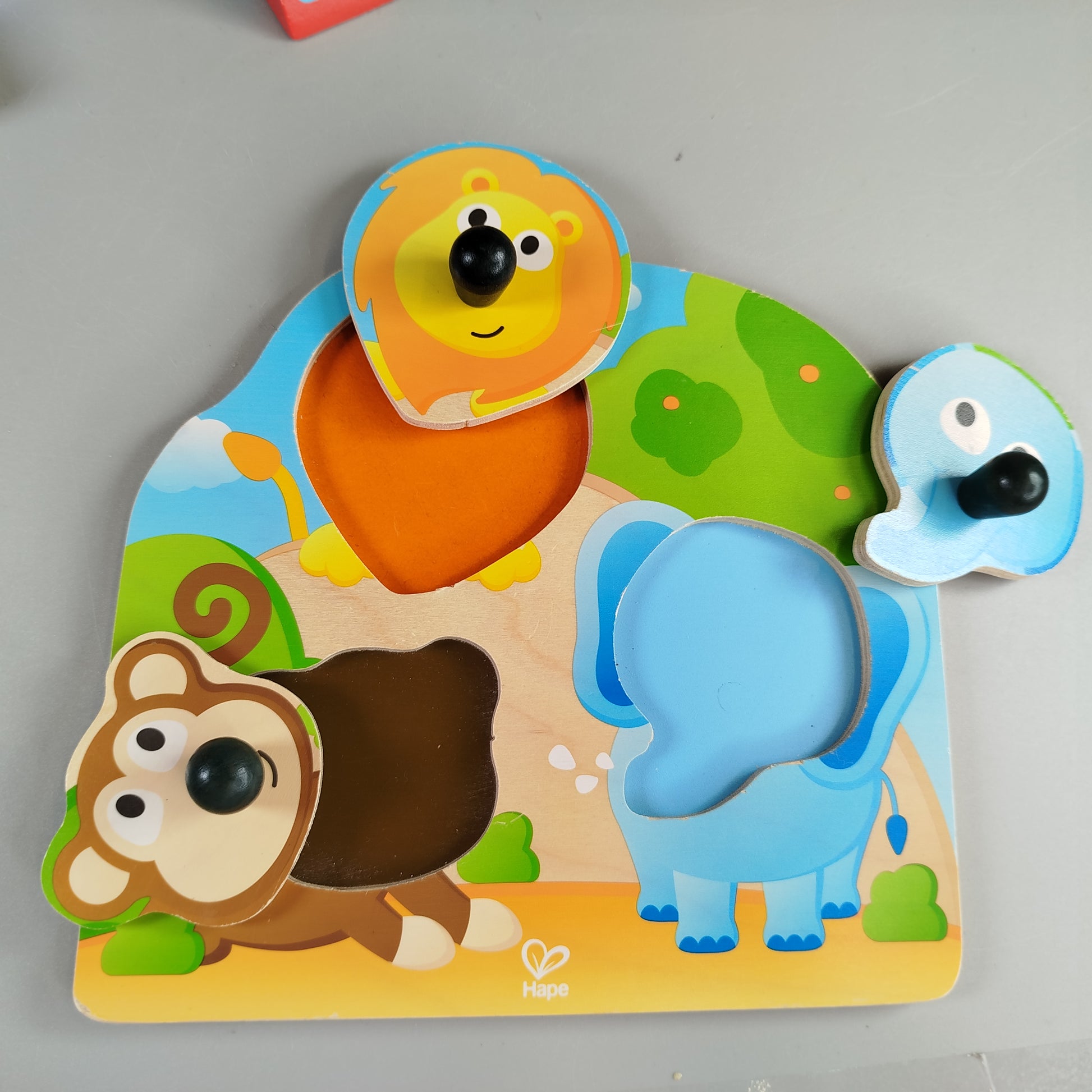 Holzspielzeug-Set - Bauklötze und Tier-Puzzle