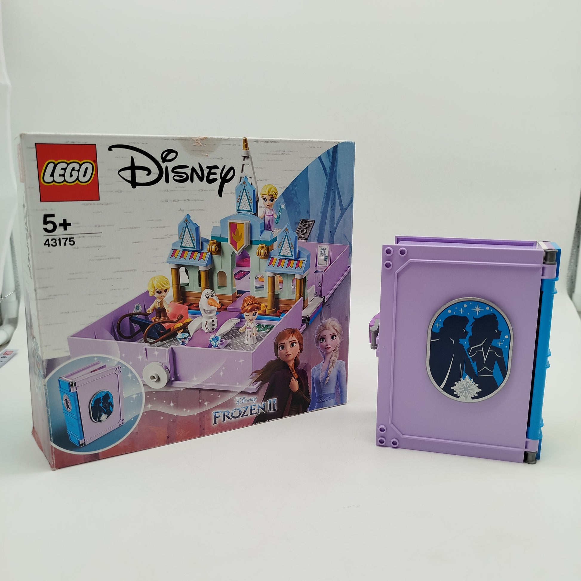LEGO Disney Frozen II 43175 Annas und Elsas Märchenbuch Set