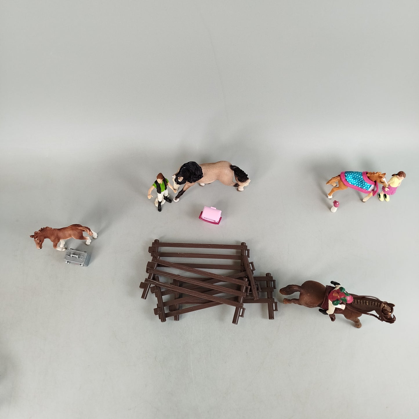 Schleich Bundle Pferdesets 82980 42288 42270 42361 Figuren & Zubehör